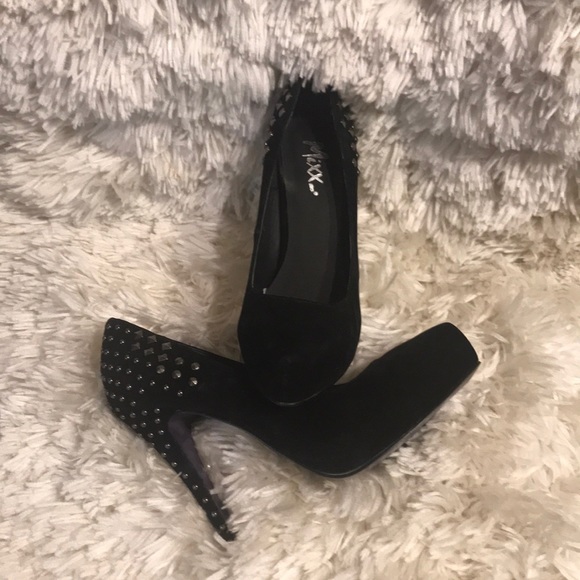 Mixx studs Platform Heels 👠 - Picture 2 of 5